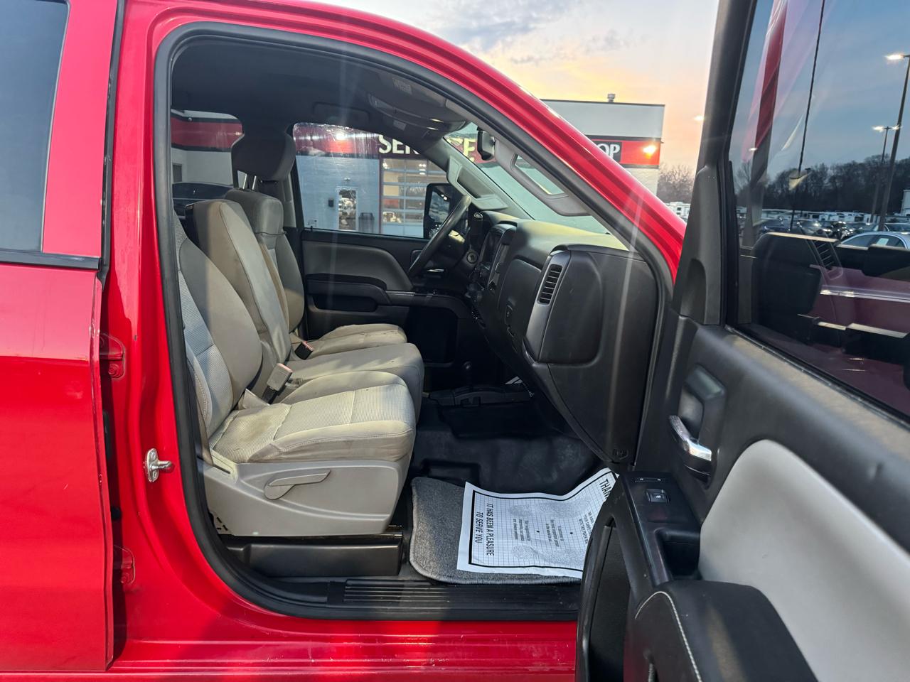 Chevrolet Silverado 2500HD Built After Aug 14 4WD Crew Cab 153.7" Work Truck 2015