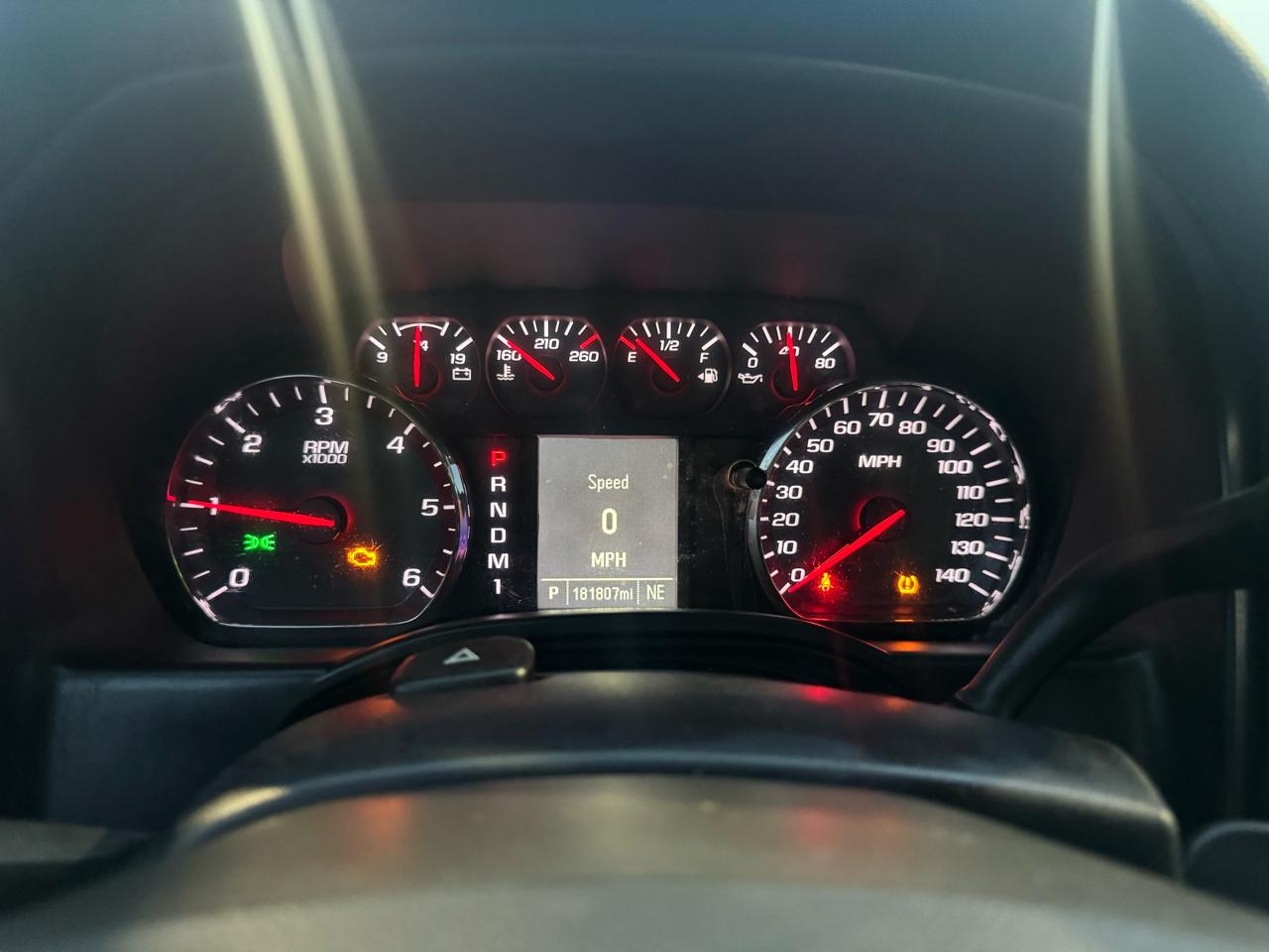 Chevrolet Silverado 2500HD Built After Aug 14 4WD Crew Cab 153.7" Work Truck 2015