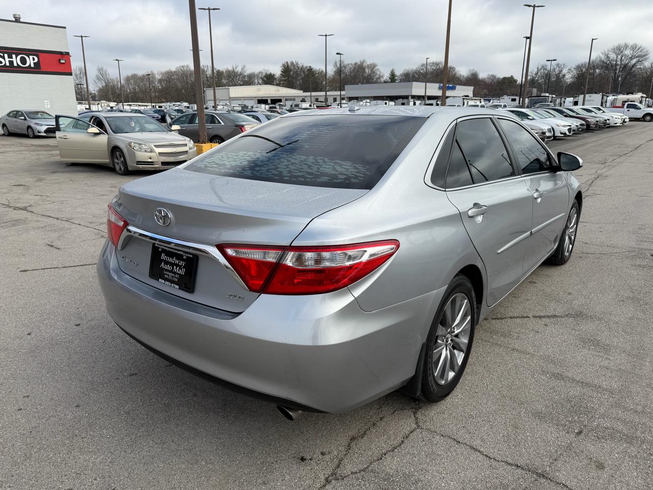 Toyota Camry XLE 2016