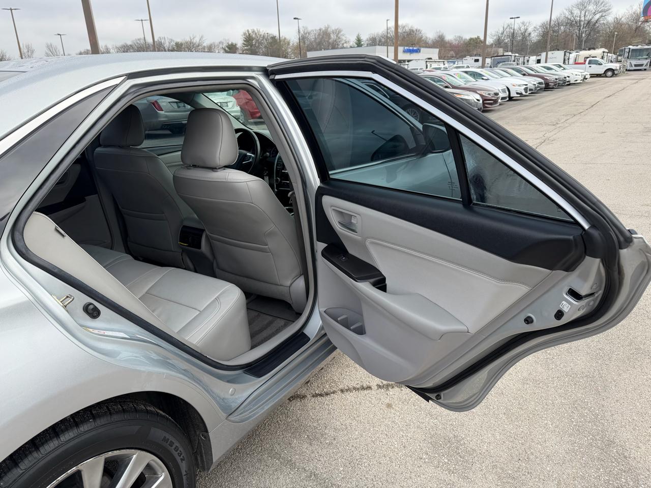 Toyota Camry XLE 2016