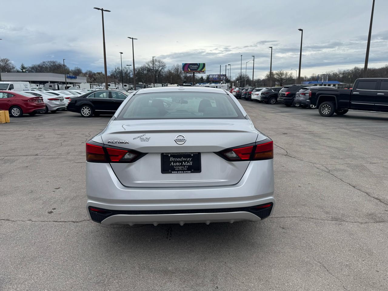 Nissan Altima 2.5 S Sedan 2020