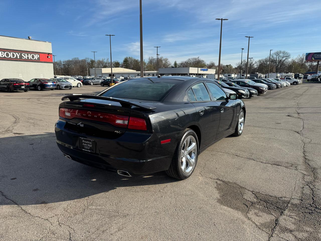 Dodge Charger 4dr Sdn RT RWD 2014