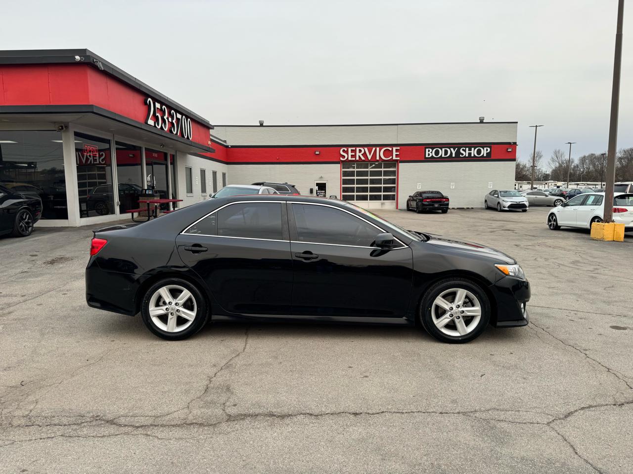 Toyota Camry 2014.5 4dr Sdn I4 Auto SE Sport (Natl) 2014