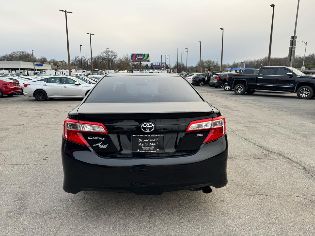 Toyota Camry 2014.5 4dr Sdn I4 Auto SE Sport (Natl) 2014