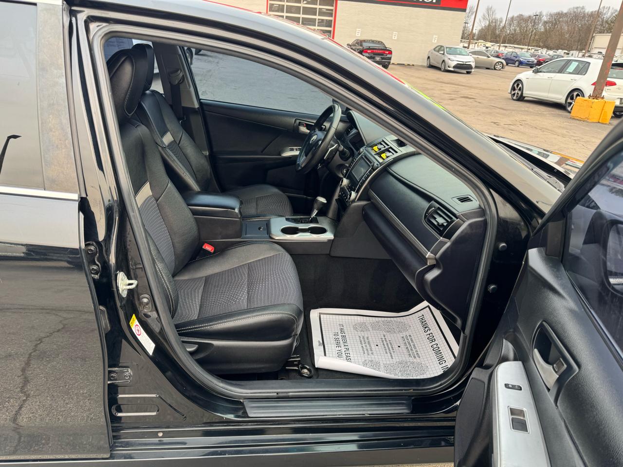 Toyota Camry 2014.5 4dr Sdn I4 Auto SE Sport (Natl) 2014