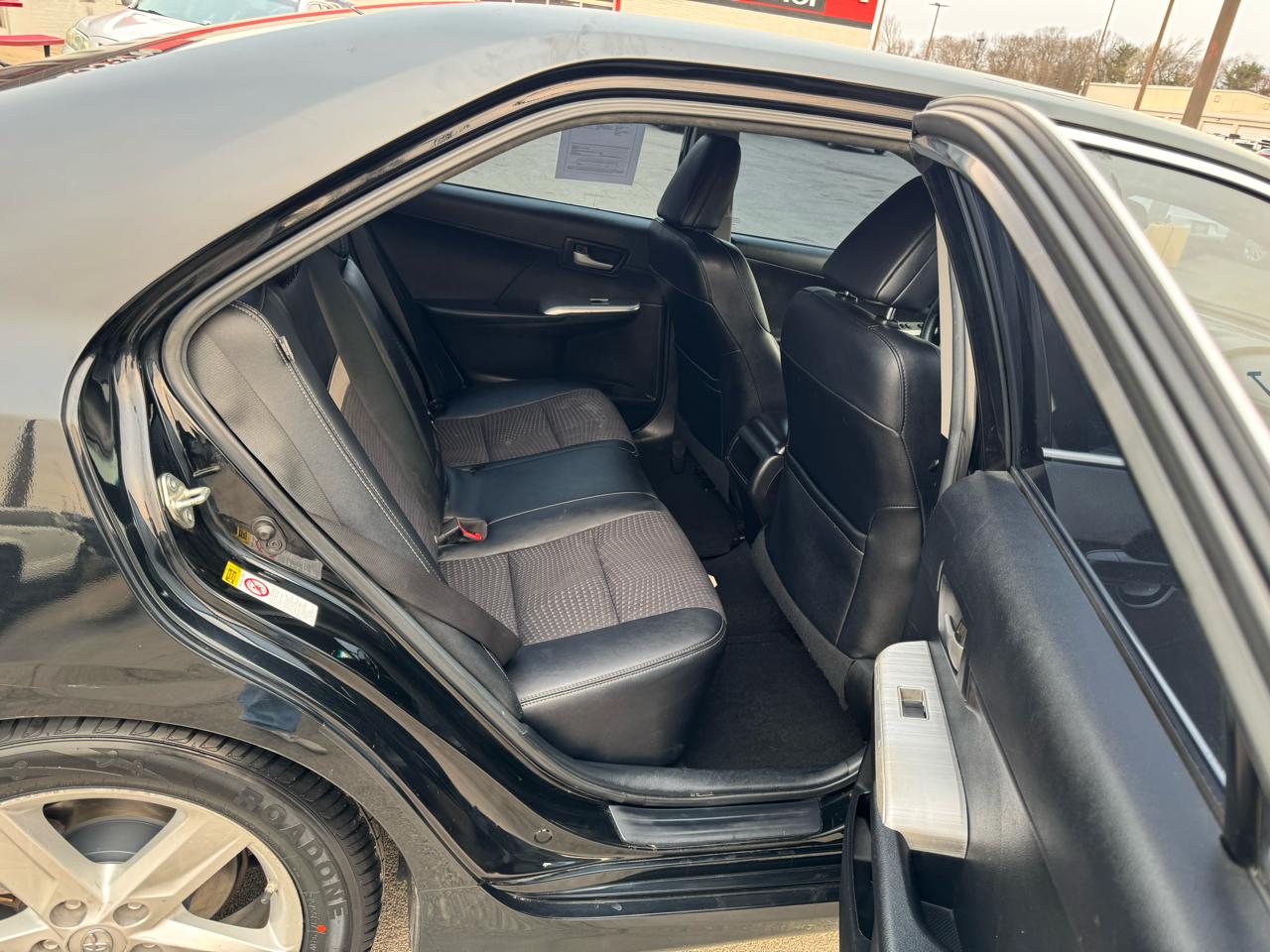 Toyota Camry 2014.5 4dr Sdn I4 Auto SE Sport (Natl) 2014