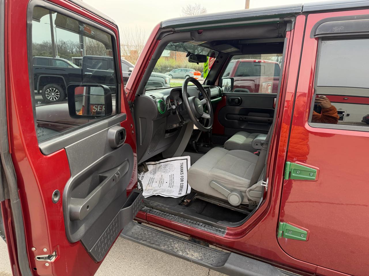 Jeep Wrangler 4WD 4dr Unlimited Sahara 2008