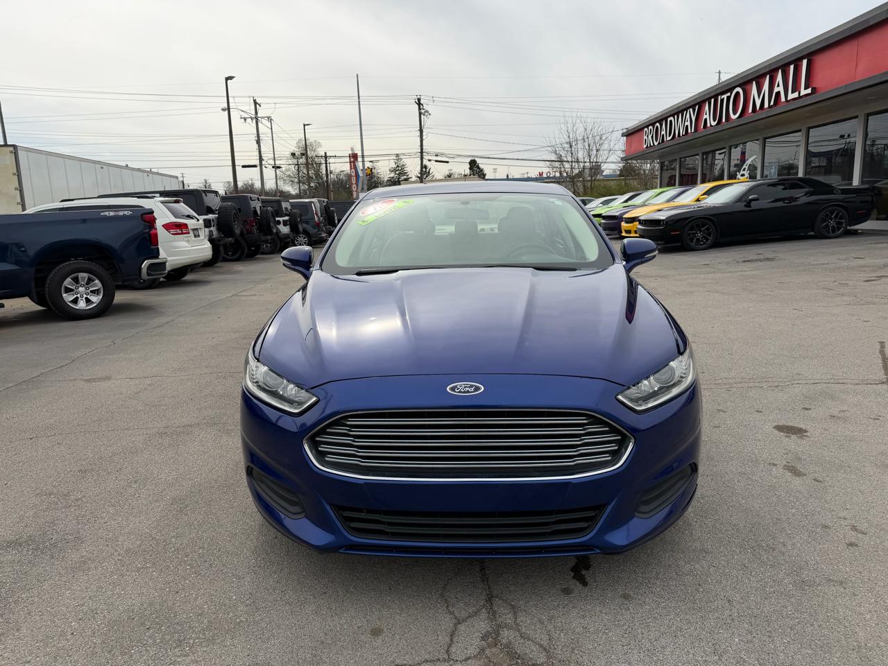 Ford Fusion SE 2016