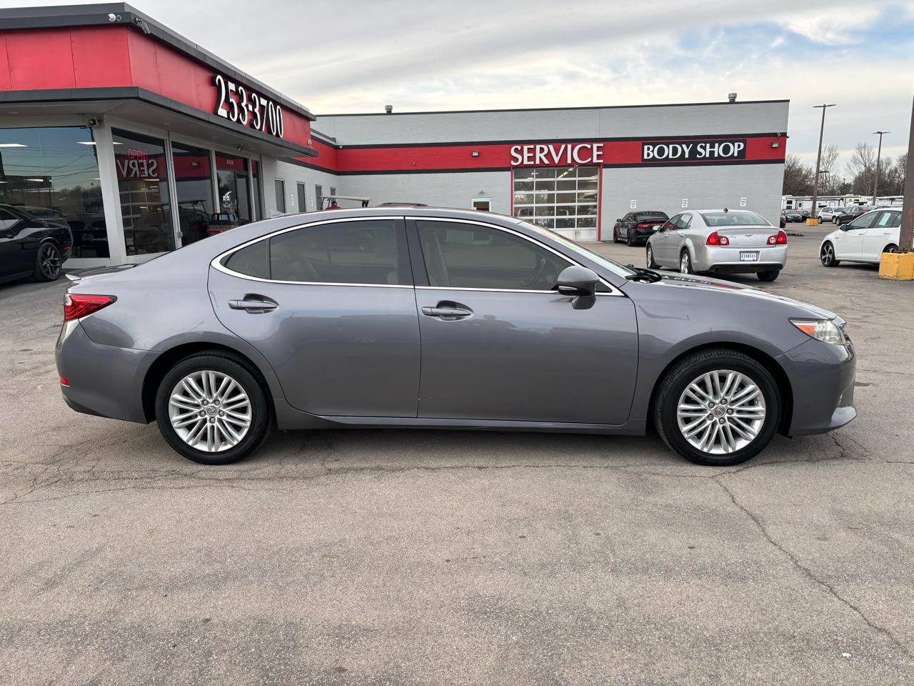 Lexus ES 350 4dr Sdn 2013