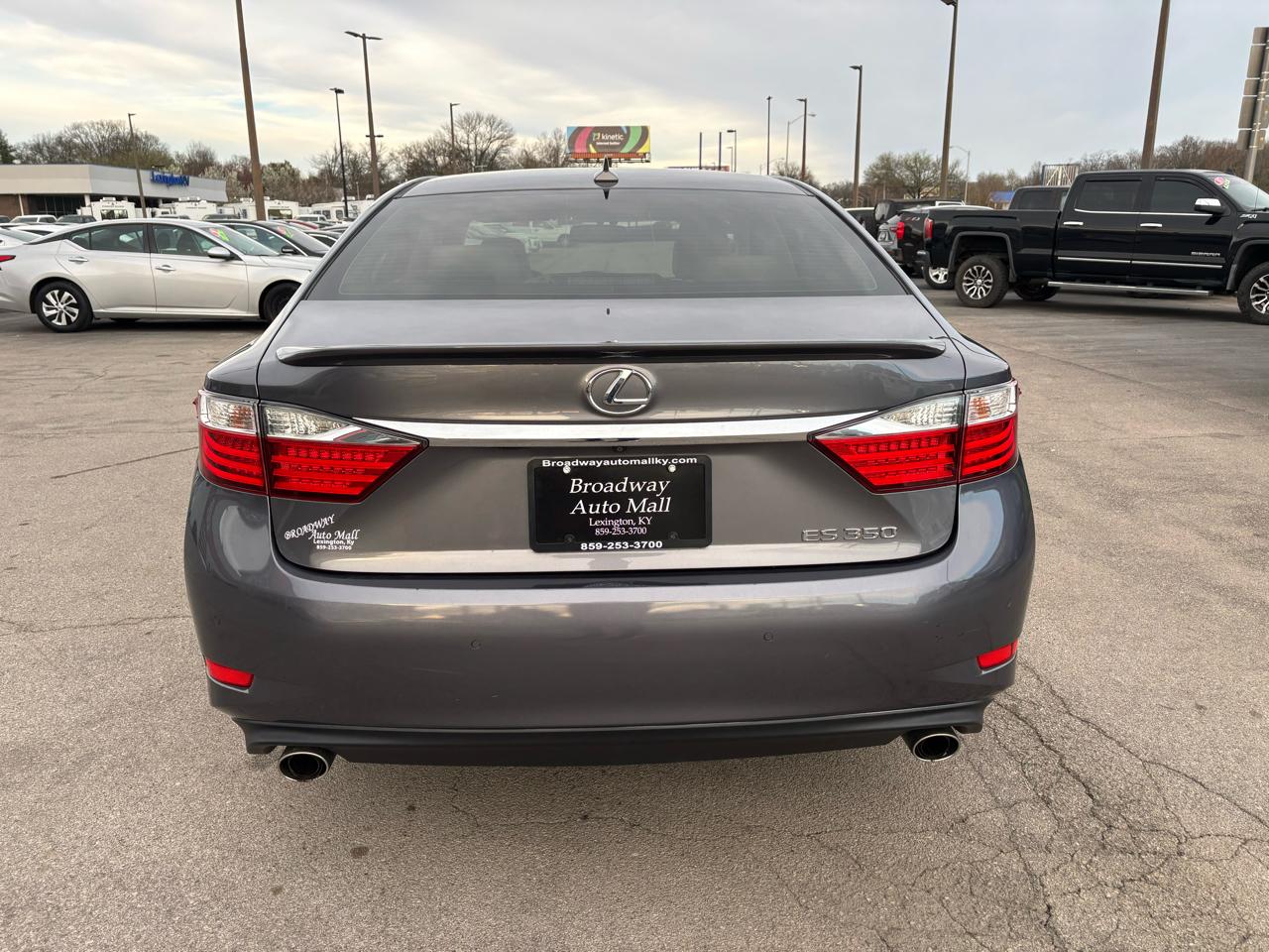 Lexus ES 350 4dr Sdn 2013