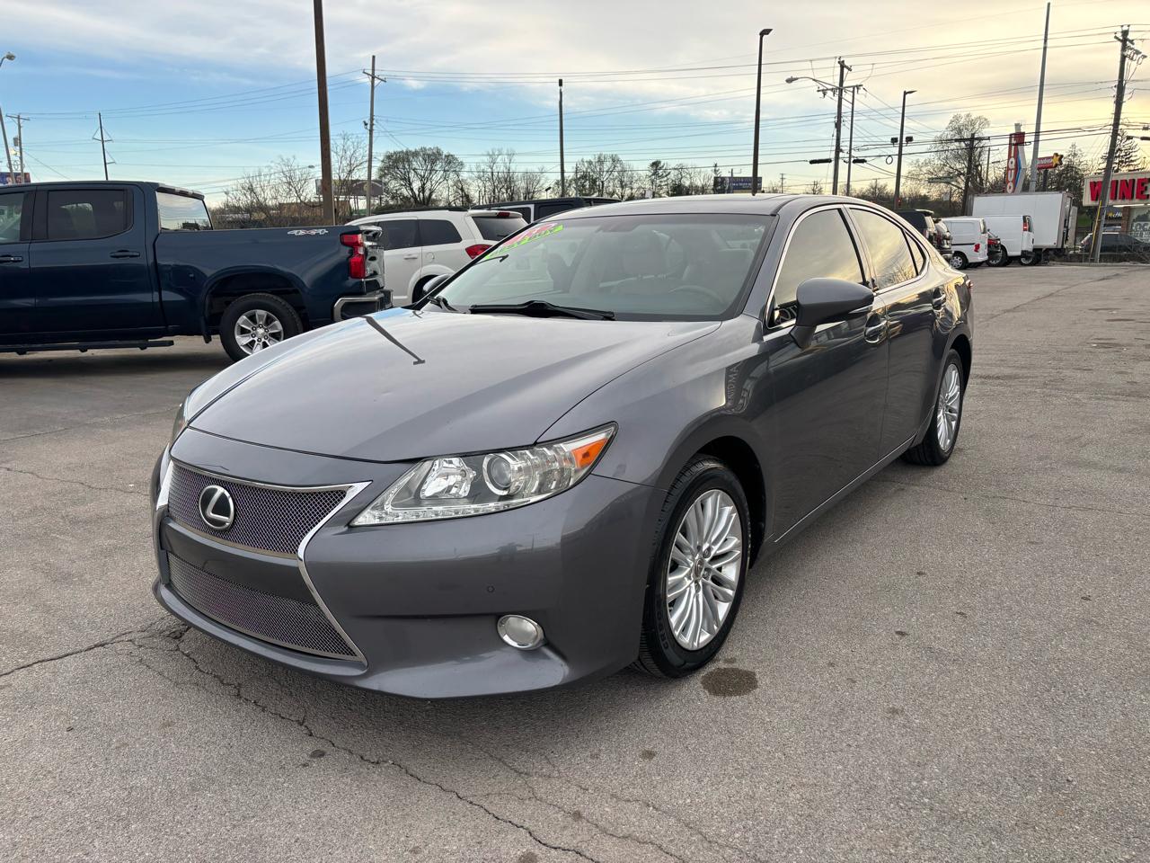 Lexus ES 350 4dr Sdn 2013