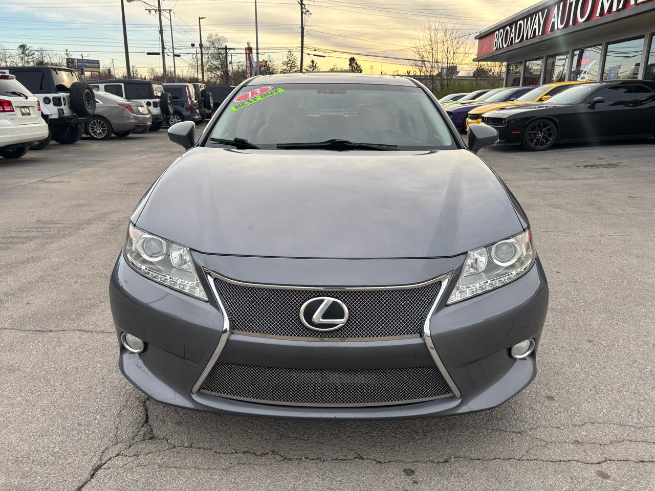 Lexus ES 350 4dr Sdn 2013