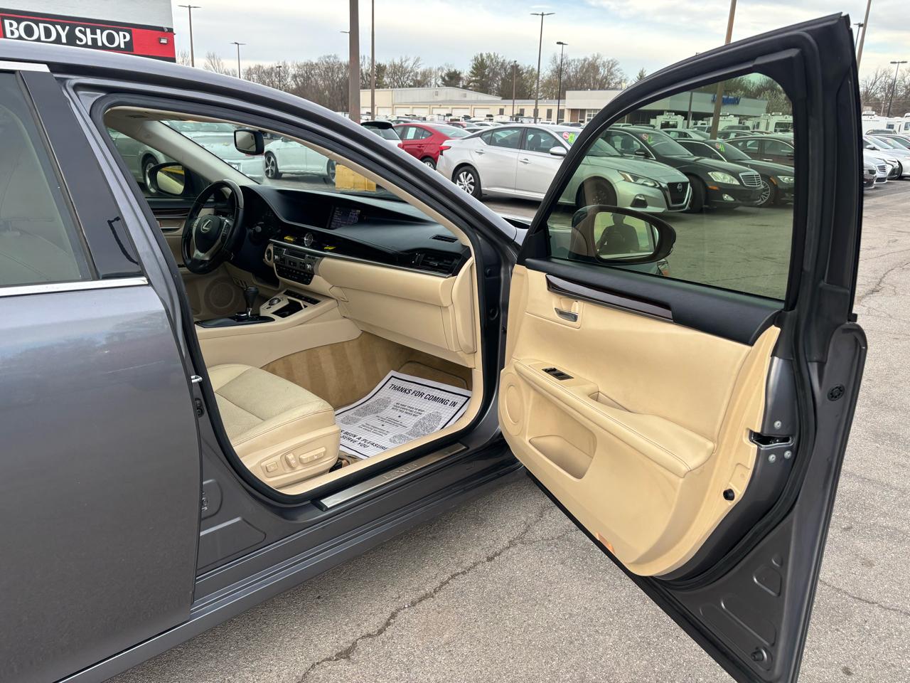 Lexus ES 350 4dr Sdn 2013