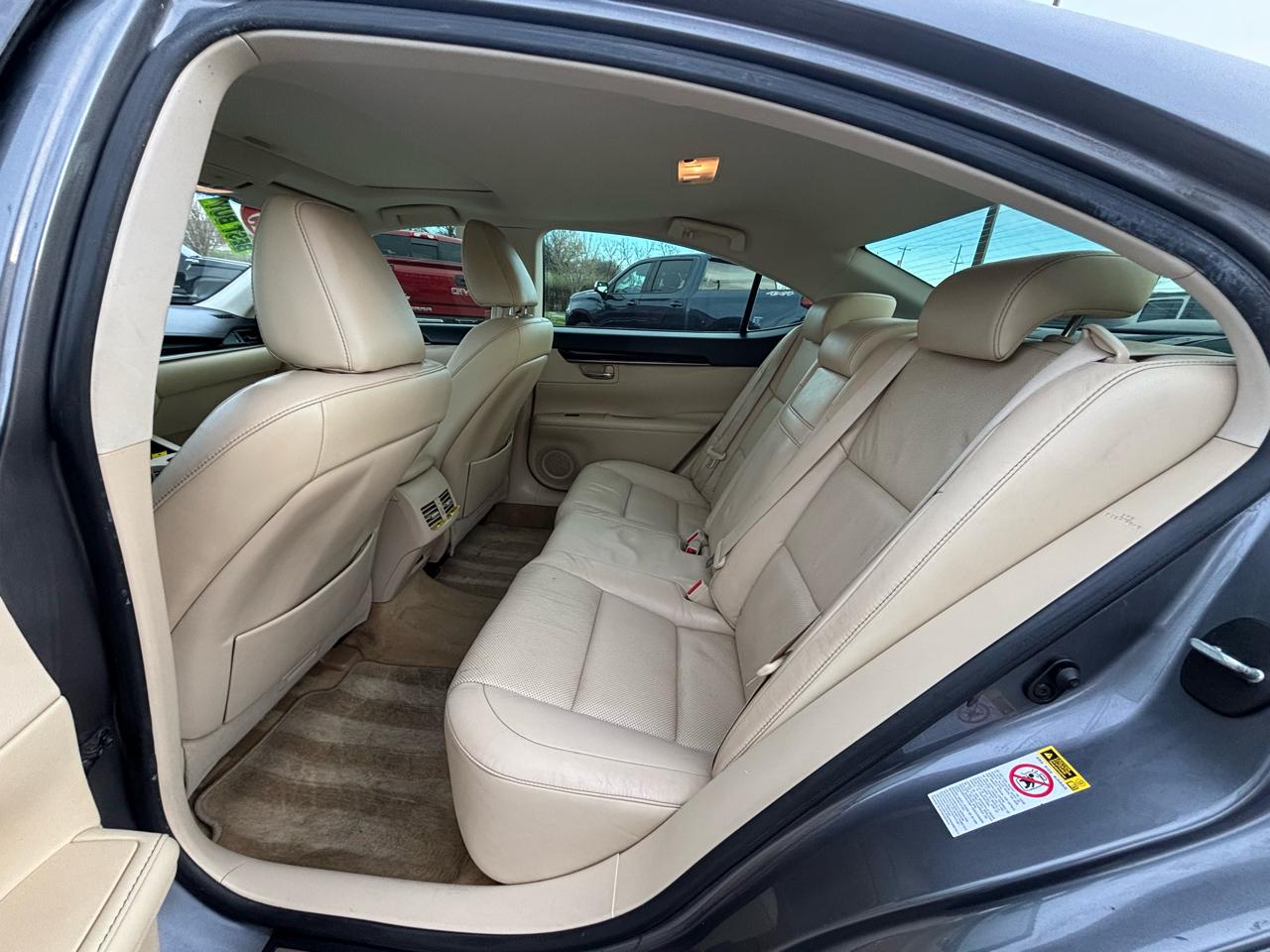 Lexus ES 350 4dr Sdn 2013