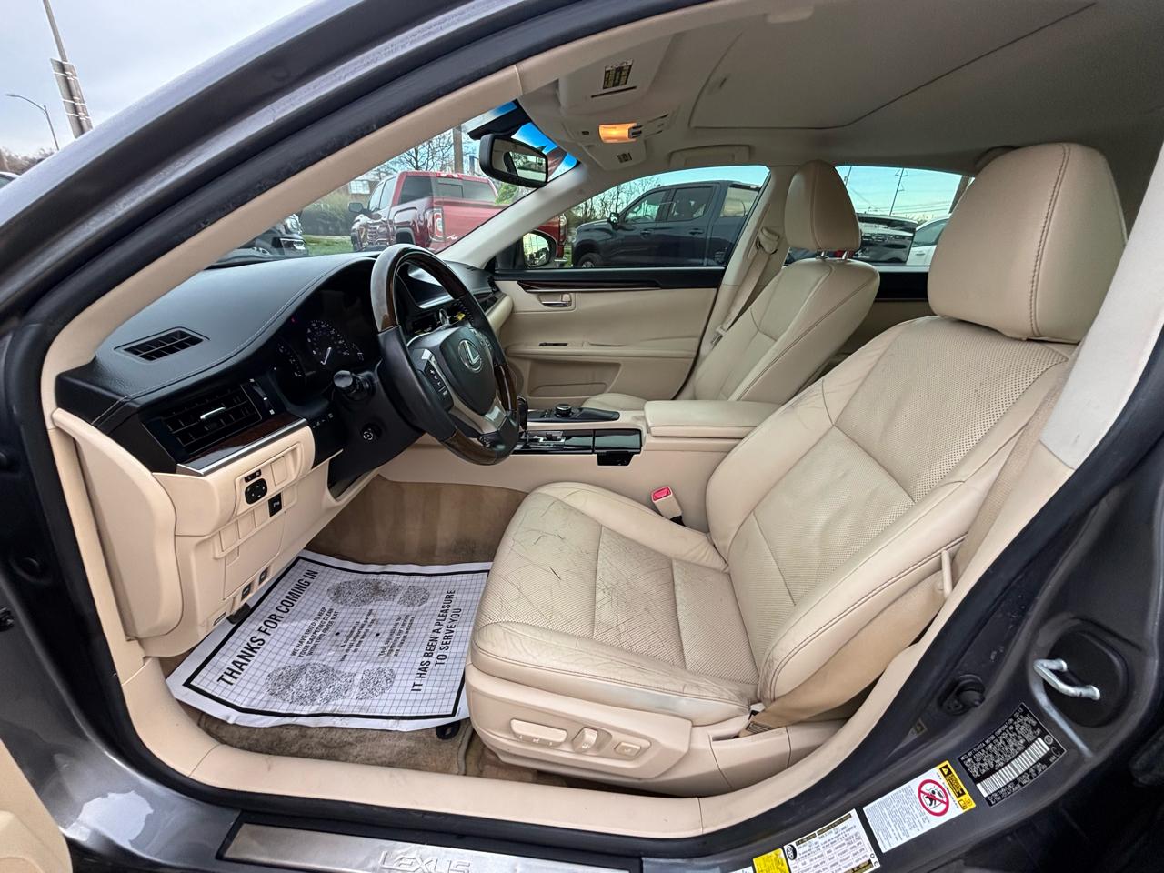 Lexus ES 350 4dr Sdn 2013