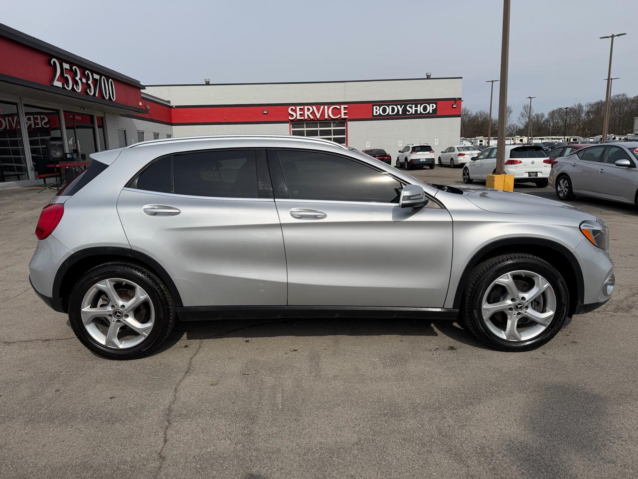 Mercedes-Benz GLA GLA 250 4MATIC SUV 2018