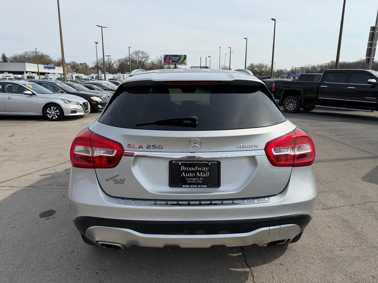 Mercedes-Benz GLA GLA 250 4MATIC SUV 2018