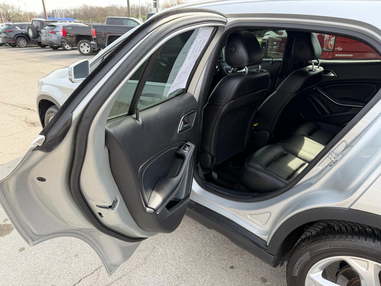 Mercedes-Benz GLA GLA 250 4MATIC SUV 2018