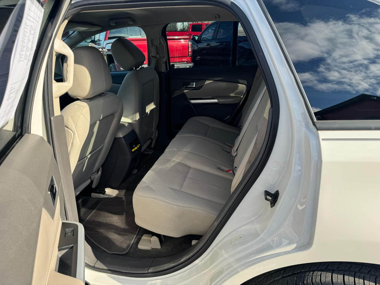 Ford Edge 4dr SE FWD 2013