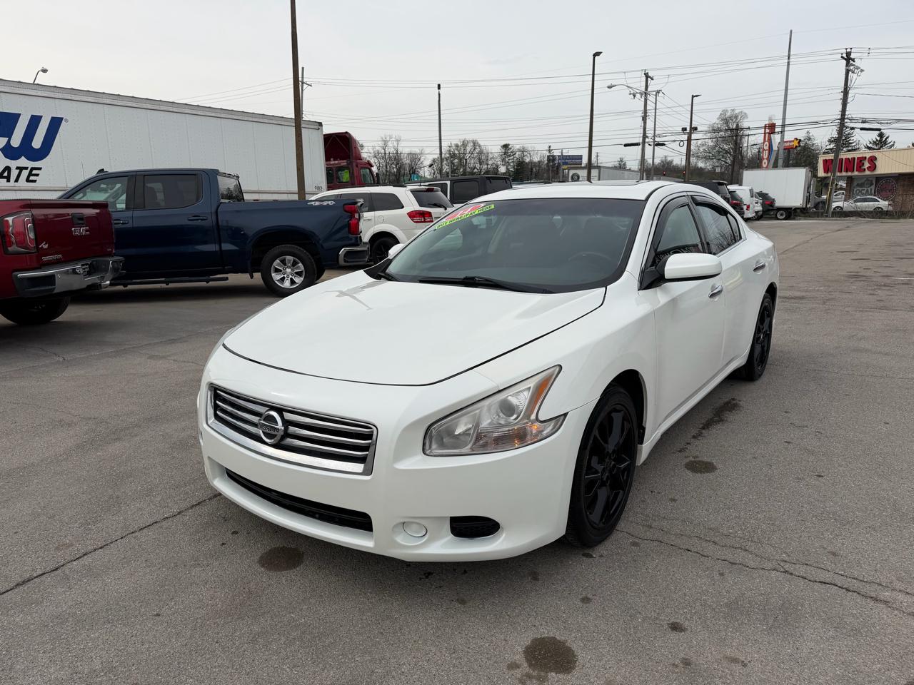 Nissan Maxima S 2014