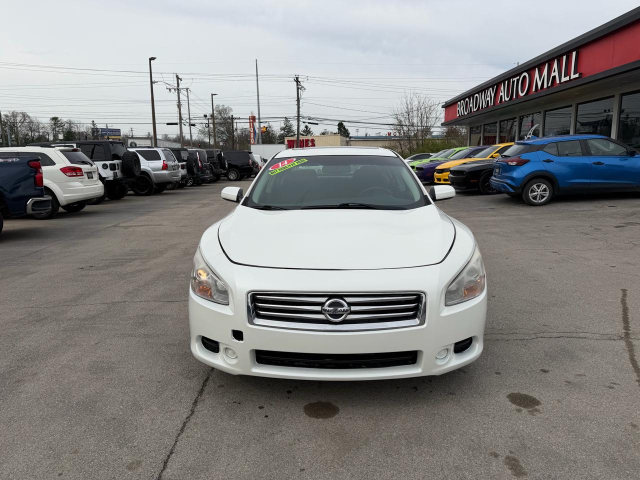 Nissan Maxima S 2014