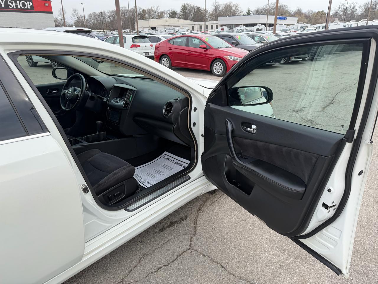 Nissan Maxima S 2014