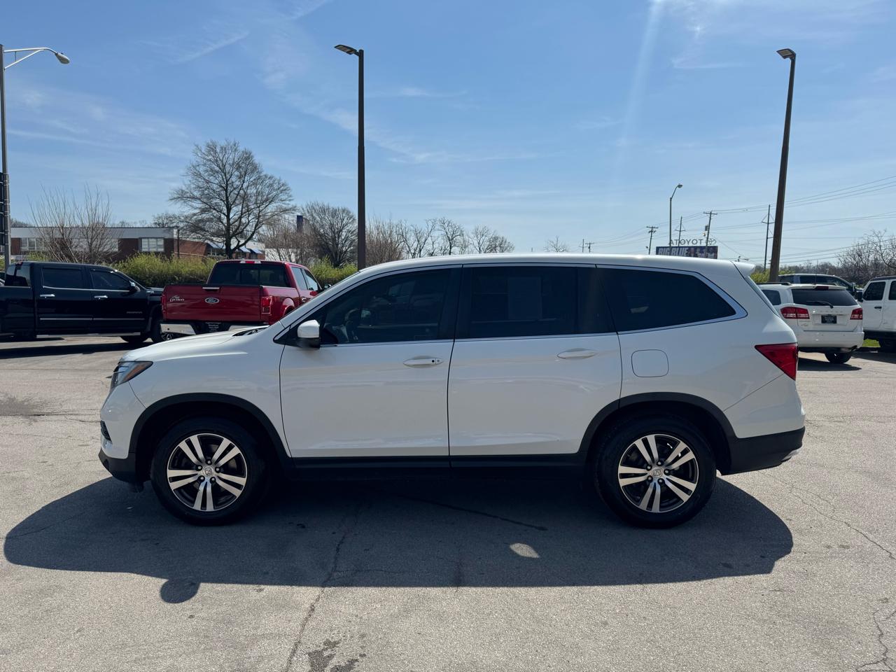 Honda Pilot EX-L w/Navigation 2WD 2017
