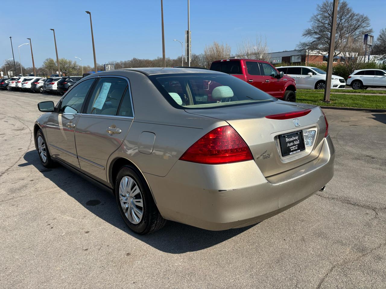 Honda Accord Sdn LX AT 2006