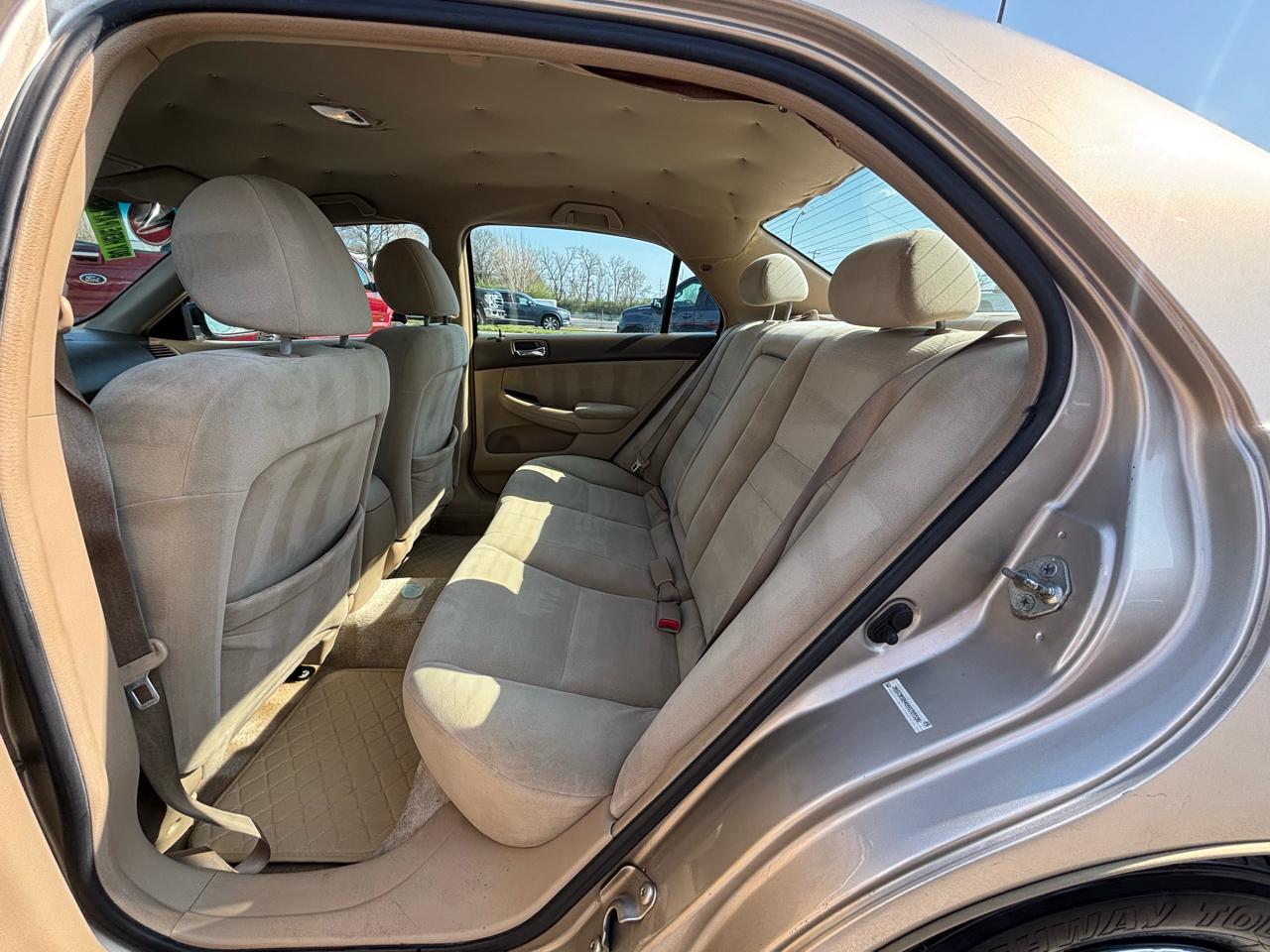 Honda Accord Sdn LX AT 2006