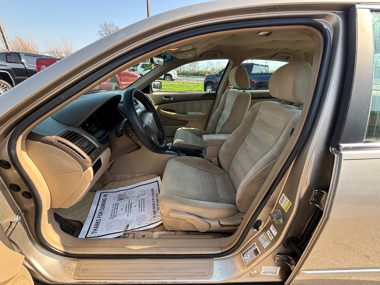 Honda Accord Sdn LX AT 2006