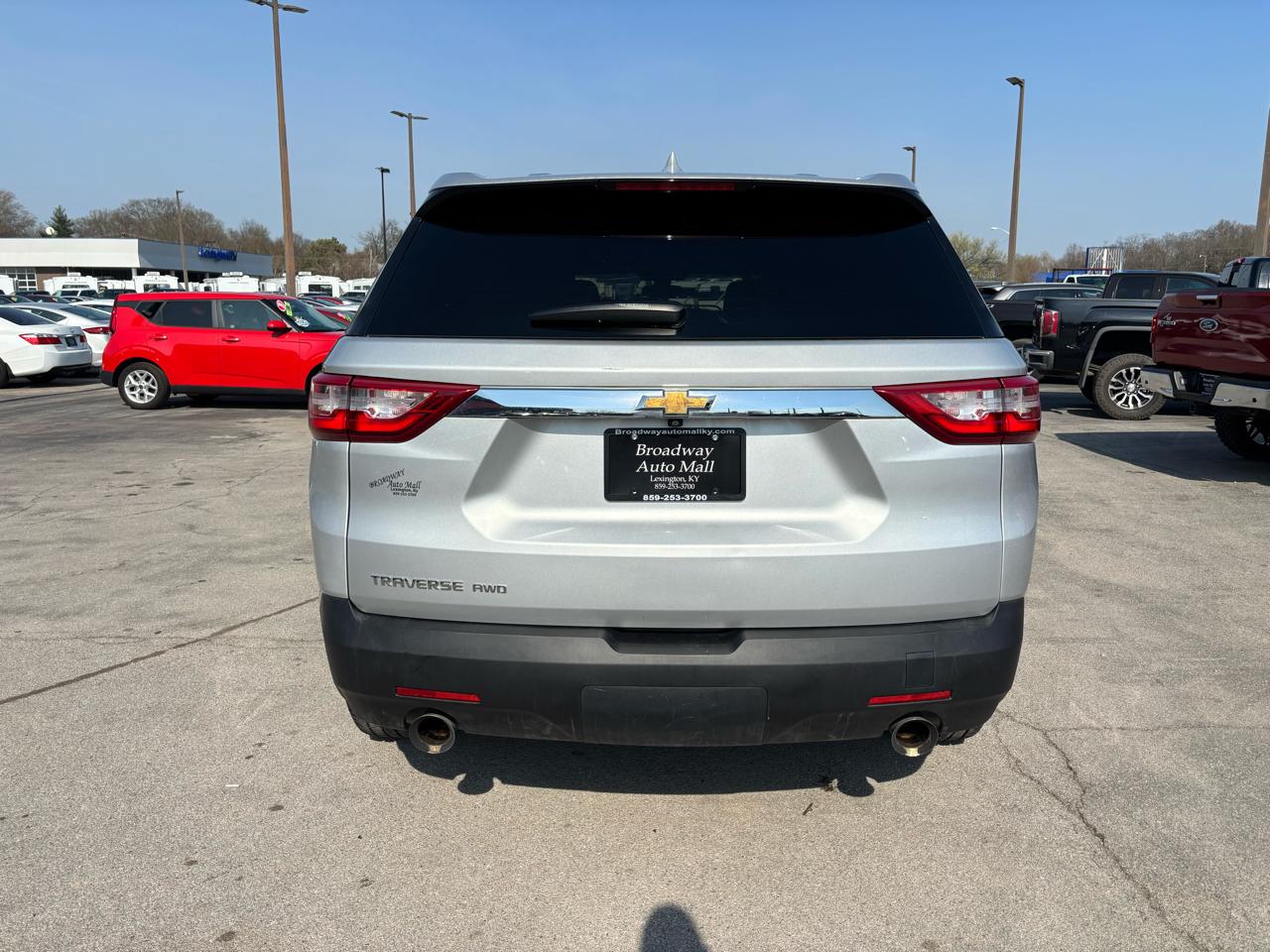 Chevrolet Traverse AWD 4dr LS w/1LS 2021