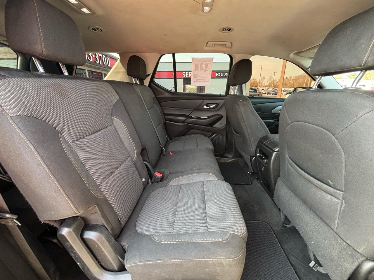 Chevrolet Traverse AWD 4dr LS w/1LS 2021