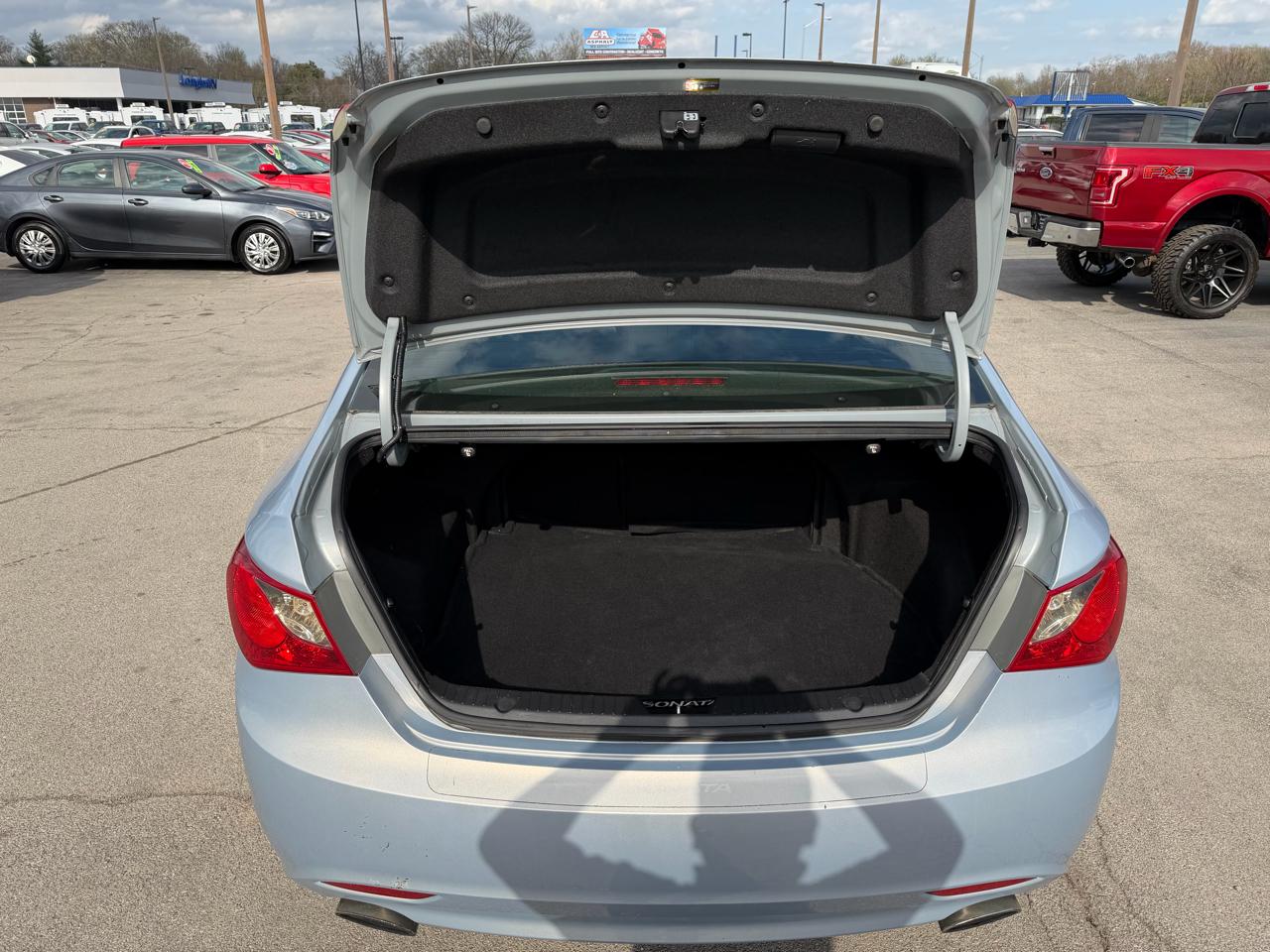 Hyundai Sonata 4dr Sdn 2.4L Auto SE 2013