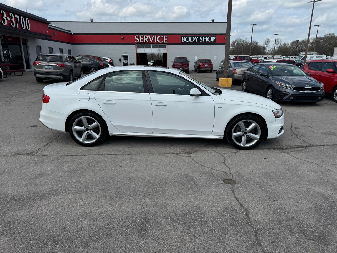 Audi A4 4dr Sdn Auto quattro 2.0T Premium Plus 2015