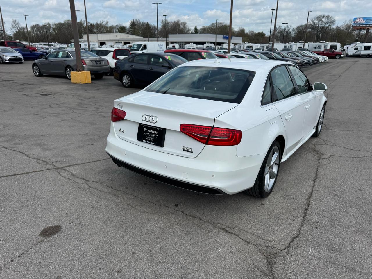 Audi A4 4dr Sdn Auto quattro 2.0T Premium Plus 2015