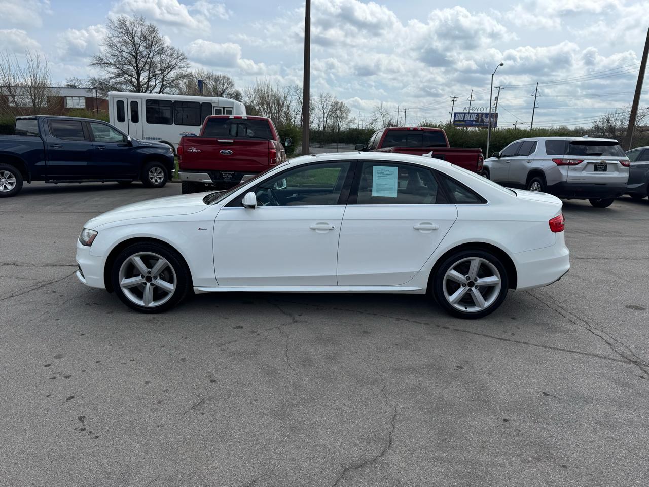 Audi A4 4dr Sdn Auto quattro 2.0T Premium Plus 2015