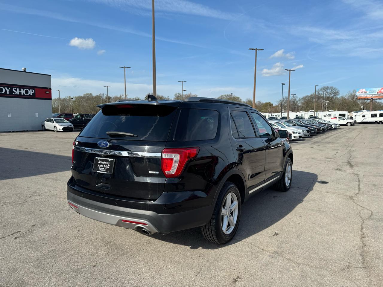 Ford Explorer 4WD 4dr XLT 2016