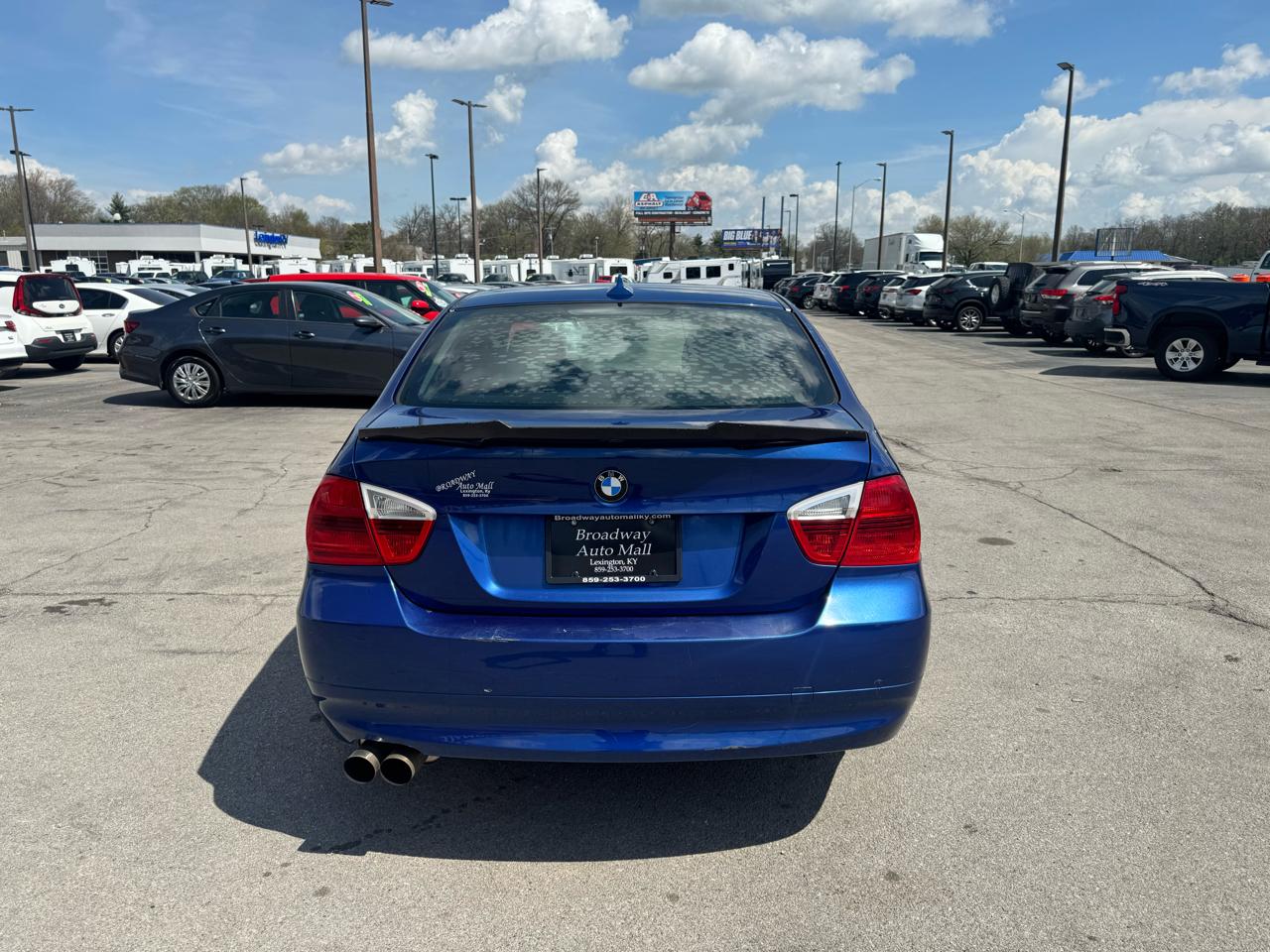 BMW 3 Series 4dr Sdn 328i RWD SULEV 2008