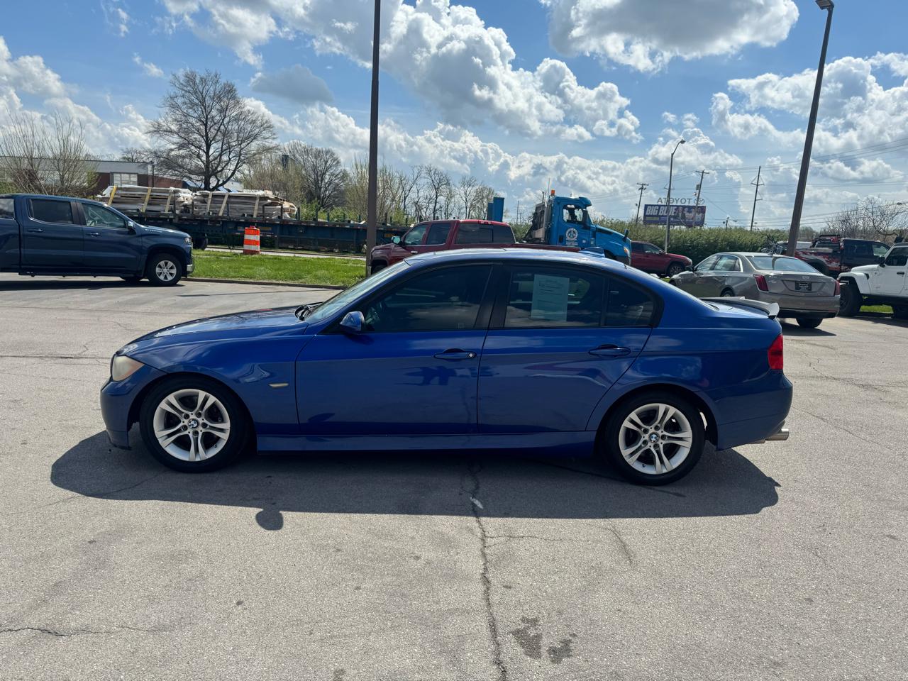 BMW 3 Series 4dr Sdn 328i RWD SULEV 2008