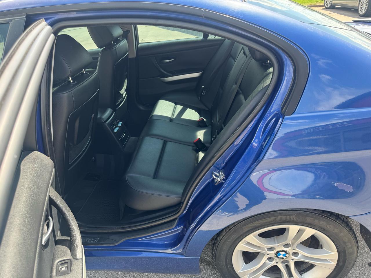 BMW 3 Series 4dr Sdn 328i RWD SULEV 2008