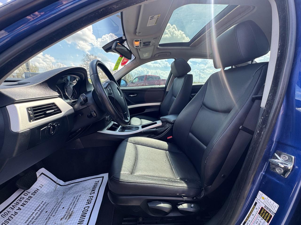 BMW 3 Series 4dr Sdn 328i RWD SULEV 2008