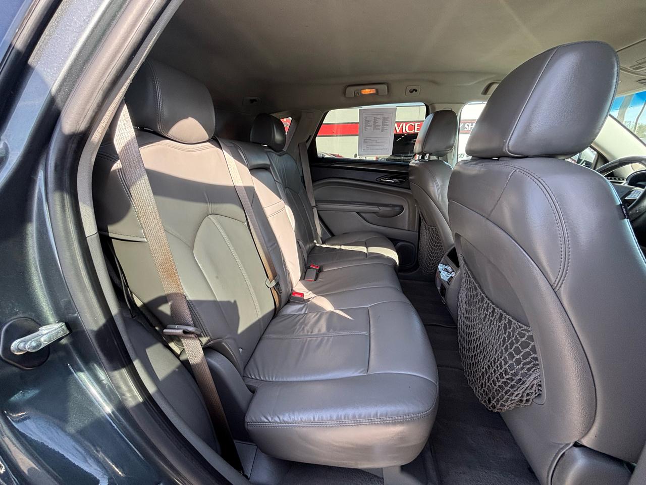 Cadillac SRX FWD 4dr Base 2010