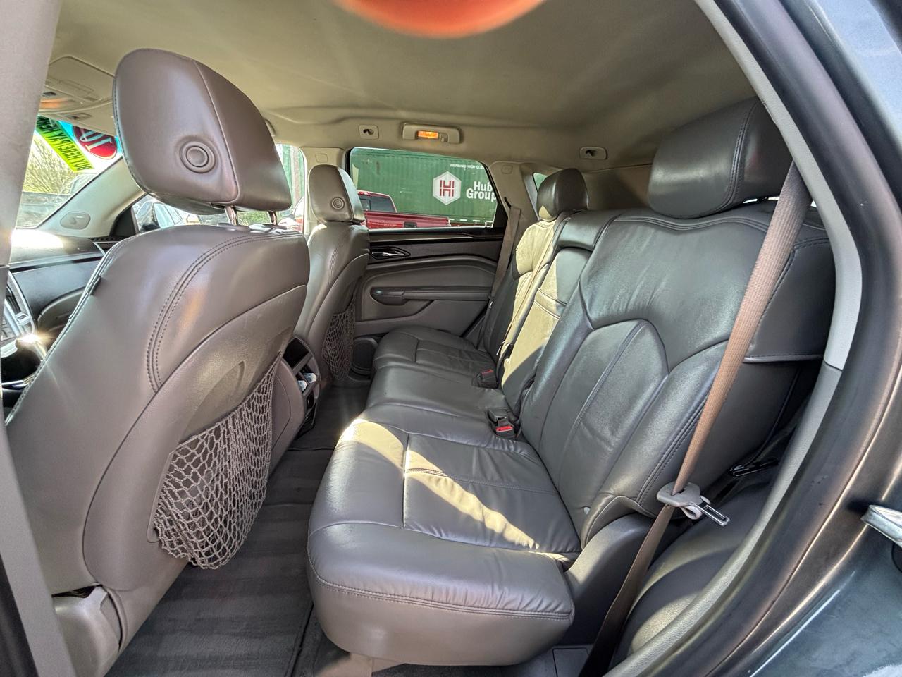 Cadillac SRX FWD 4dr Base 2010