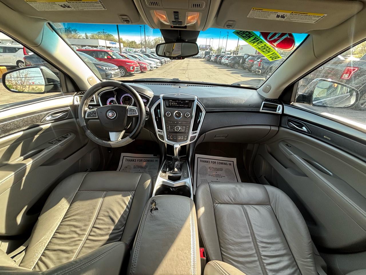 Cadillac SRX FWD 4dr Base 2010