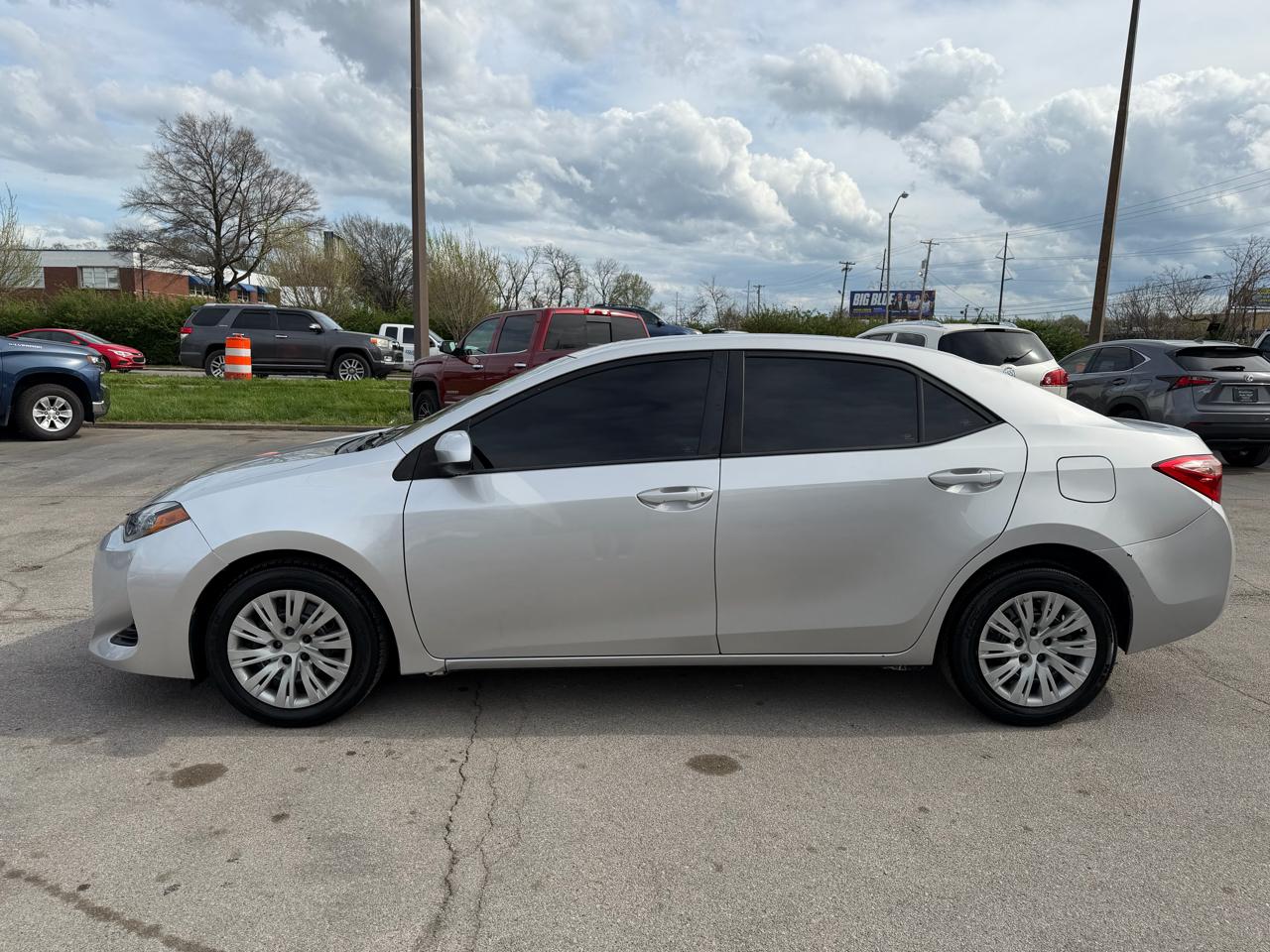 Toyota Corolla LE 2019