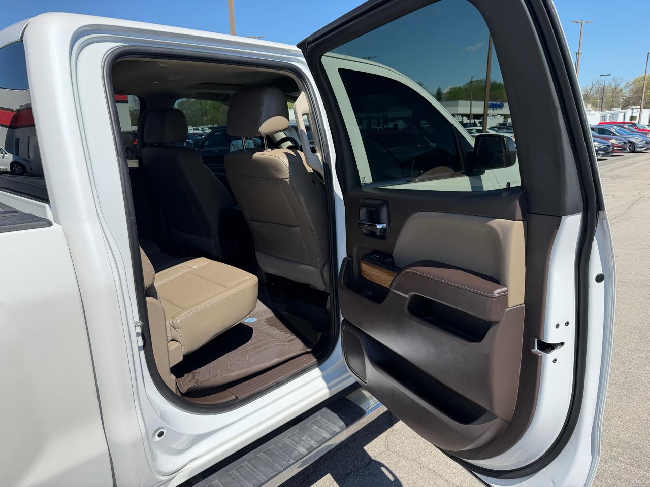 Chevrolet Silverado 1500 4WD Crew Cab 143.5" LTZ w/1LZ 2016