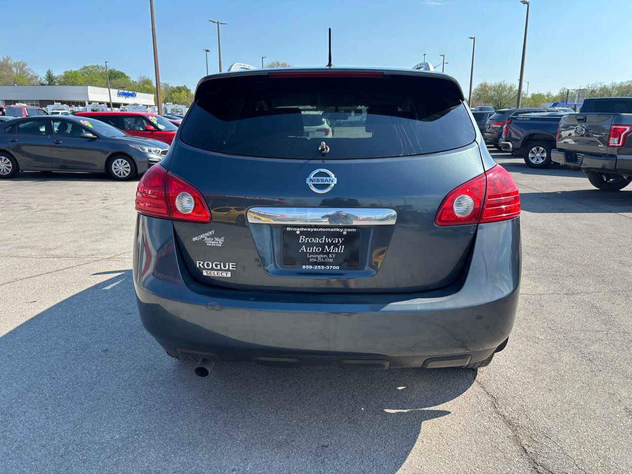 Nissan Rogue Select FWD 4dr S 2015