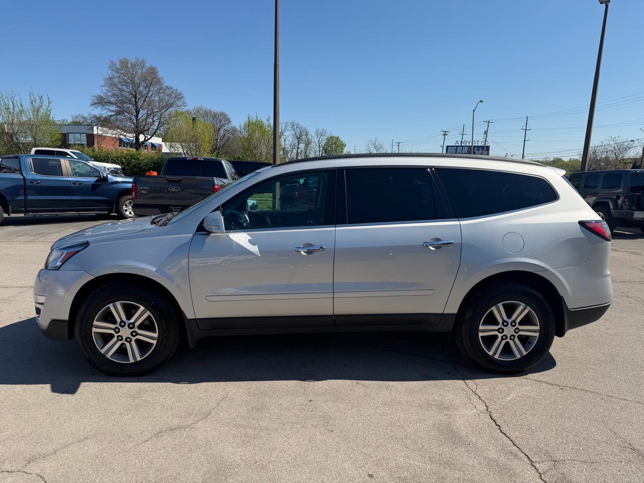 Chevrolet Traverse AWD 4dr LT w/2LT 2017