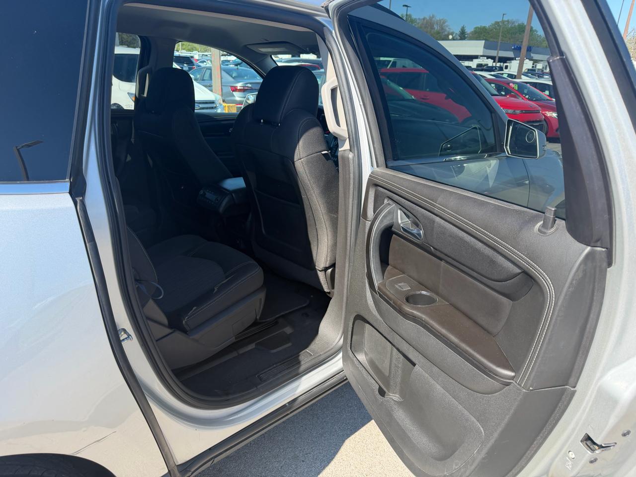 Chevrolet Traverse AWD 4dr LT w/2LT 2017