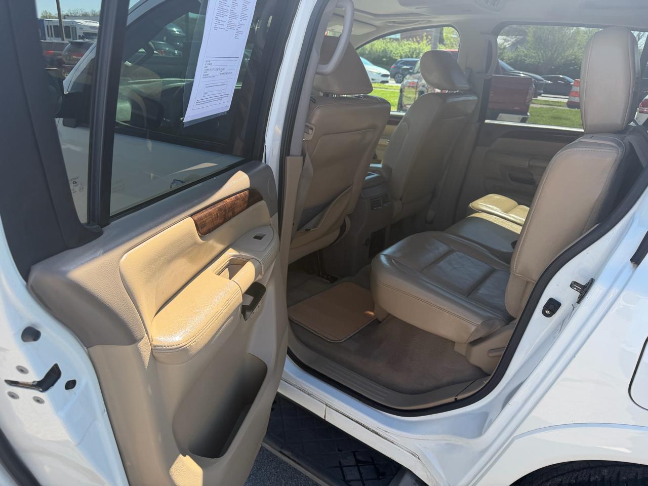 Nissan Armada SL 2013